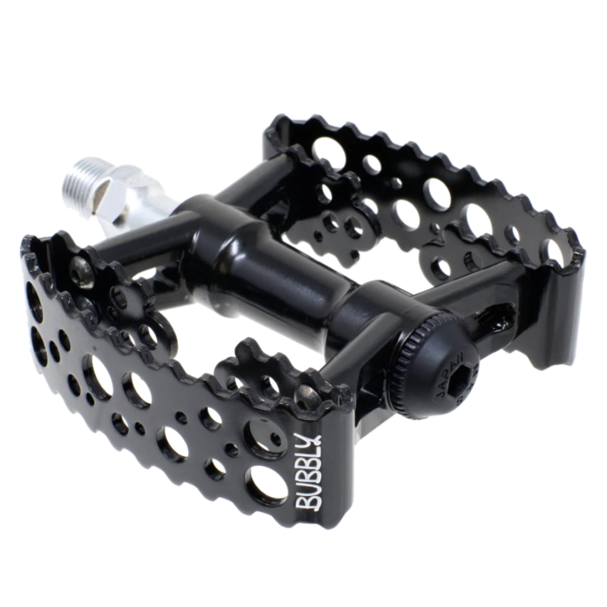 THC_SimWorks_Tiny_Bubbly_BLK_01